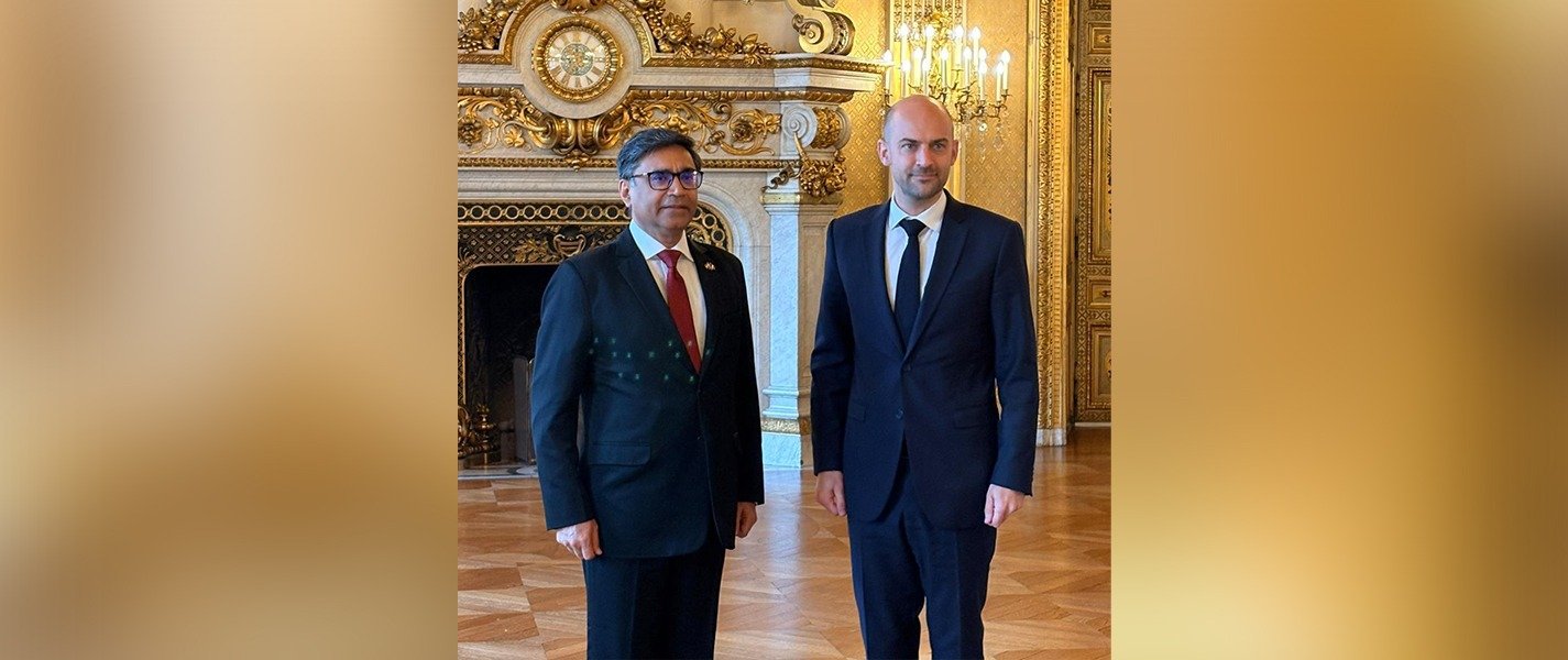 Foreign Secretary Vikram Misri called on the French Minister for Europe and Foreign Affairs H.E. Jean-Noël Barrot.Foreign Secretary Vikram Misri visited the Swami Vivekanada Cultural Centre (SVCC) in Paris.